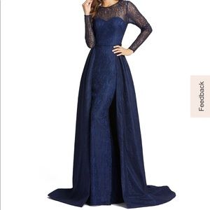 Mac Duggal Lace Overskirt gown. Navy. Size 4
